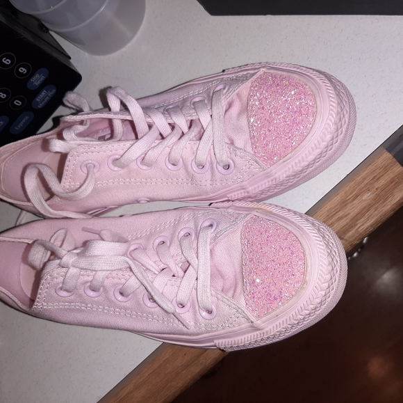 Cute pink glitter converse - Picture 3 of 3
